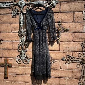 Elie Tahari Silk Maxi Dress Sz 2 Bell Sleeves Velvet Trim Blue Sheer Whimsigoth